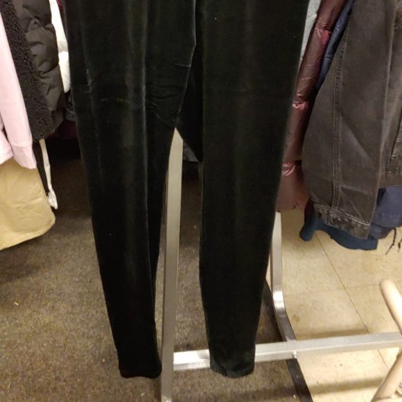 Fila Women's Super Soft Velour Leggings High Rise - Picture 6 of 8